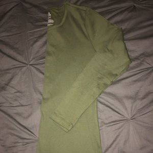 Green plain long sleeve